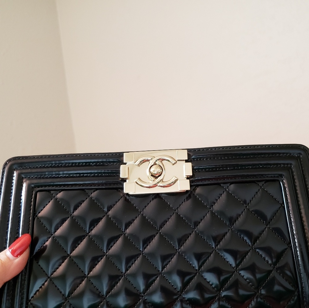 Chanel boy medium black bag - Picture 6 of 8